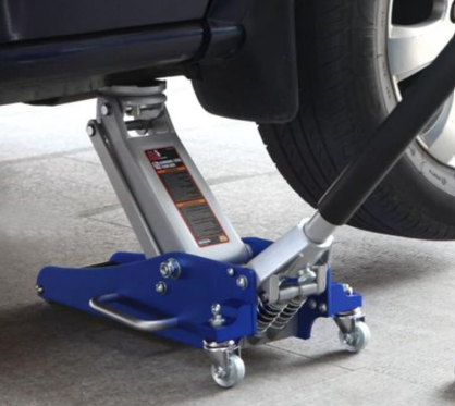 Rolling floor jack